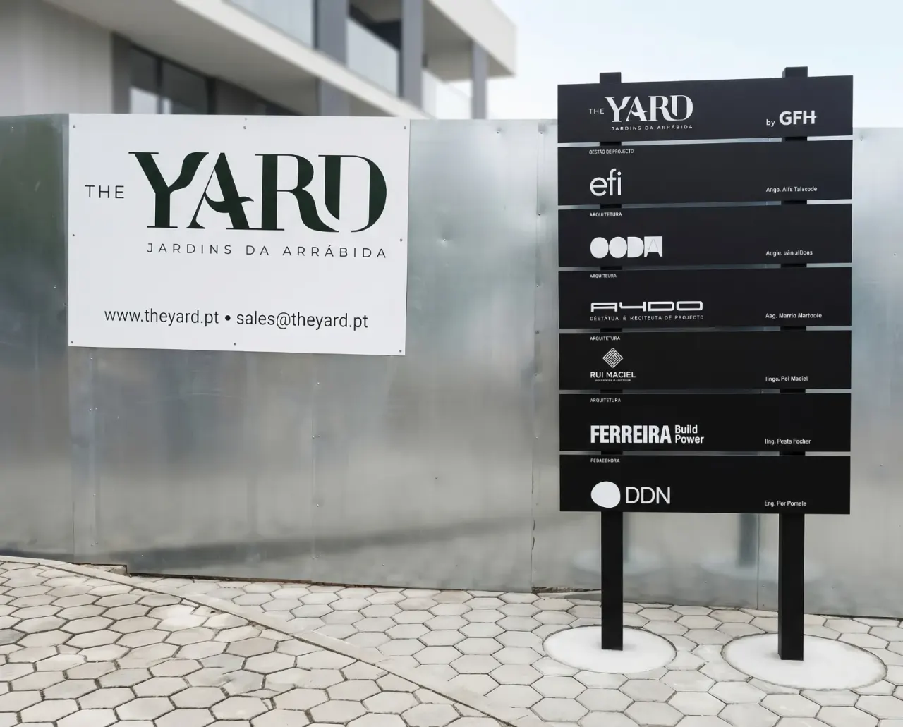 Sinalética direcional — Yard